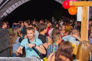 Grand Band в баре BQ