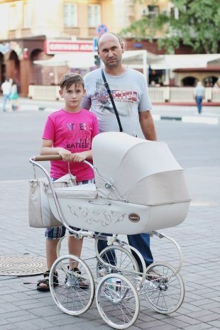  Сергей, 41 год, Егор 10 лет, Соломия 2 недели. Все время на колесах, в городе бываем редко, обычно проводим время за городом.