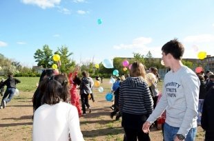 «Улыбка ребенка дороже любого сокровища»