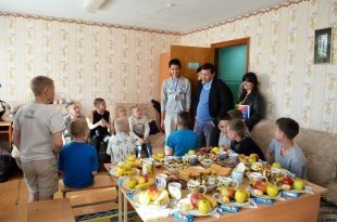 «Улыбка ребенка дороже любого сокровища»