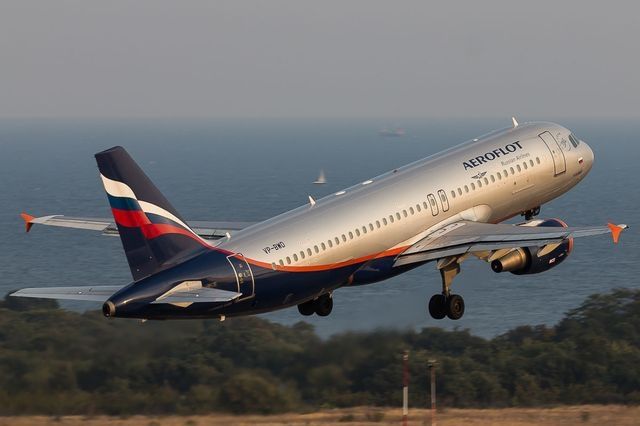 7 июля первую партию пассажиров из Сургута в Крым доставит воздушный лайнер Airbus-320