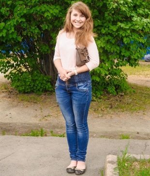 Марина Заболотникова, 16 лет, перешла в 10 класс. Предмет: гири. «Я поднимала и переносила две гири, по 10 килограмм каждая. Шел ремонт, и я их перемещала по комнате».