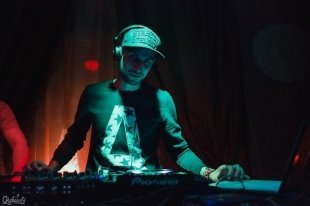 DJ Денис Рублев в ресторане «Шафран»