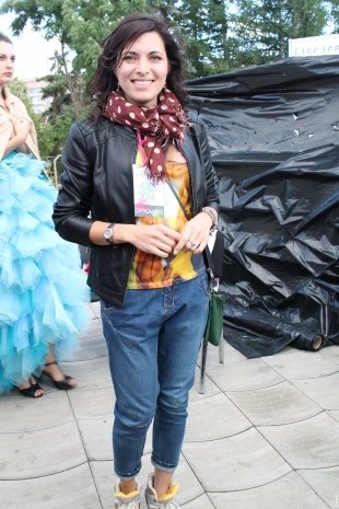 Регина Насырова, 28 лет, Магнитогорск коллекция «Хручйес!» (Привет!) Вдохновляюсь путешествиями и поездками. На новую коллекцию меня вдохновила Голландия с ее тюльпанами и мельницами.