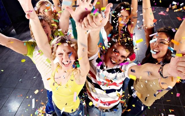 Vibirai.ru и Русское радио дарят подарки каждый день!