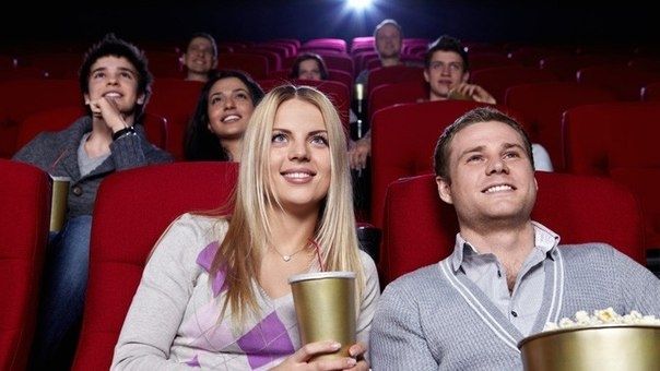 Киноманам снова покажут ночные премьеры