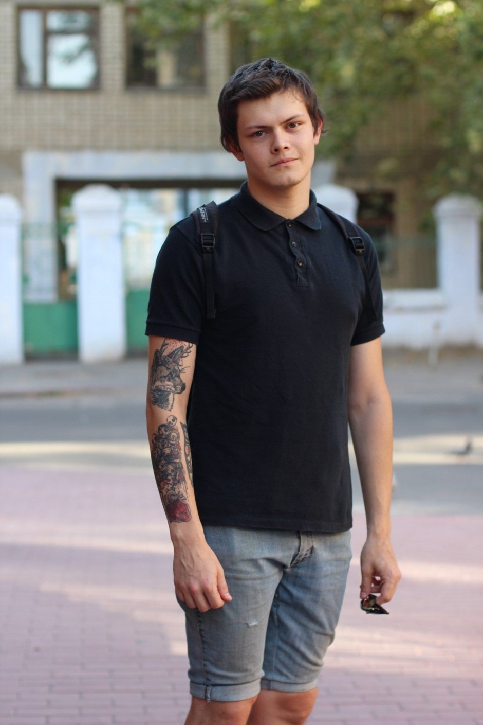 Никита, 20 лет, музыкант. Татуировки — это искусство, которое я хочу носить на себе. Каждое тату связано с каким-нибудь событием в моей жизни.