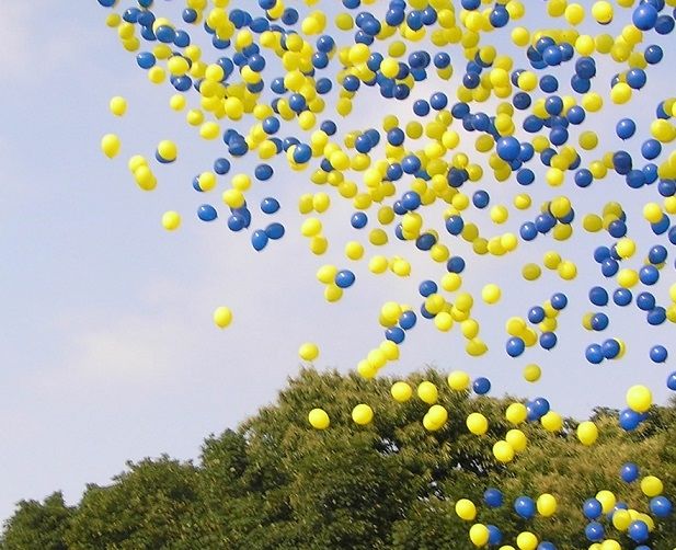 В День Независимости пройдет флешмоб желто-голубых шариков