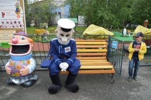 Дядя Степа с Дорожного Радио радует жителей на городском "Арбате"! 17.08.14 г.