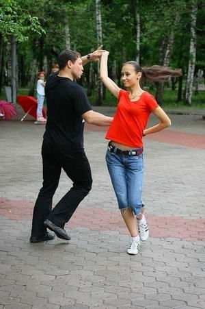 В Караганде пройдет танцевальный open air в помощь Илье Высочинскому.