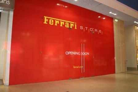 В Моремолле готовится к открытию фирменный магазин Ferrari Store