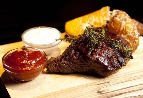 В BarBQ полблюда в подарок