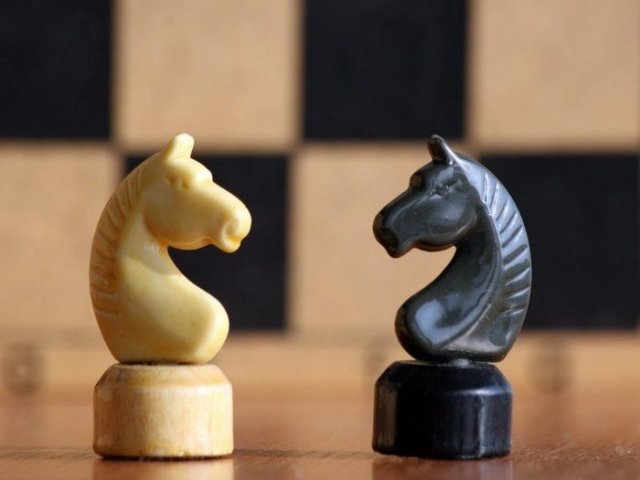 Билеты на шахматные матчи между Анандом и Карлсеном будут стоить от 3500 руб.