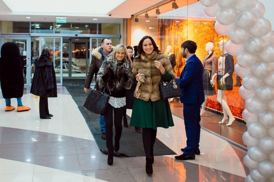 В lifestyle mall «Агора» состоялась зеркальная вечеринка Mirror party. 