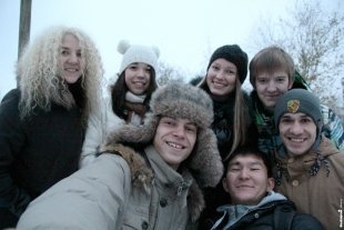 На фото: Артем Повод: встретиться с друзьями и покидать  снежки, празднуя тем самым первый снег.