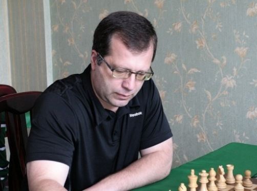 В Сургуте пройдет сеанс одновременной игры в шахматы с гроссмейстером Алексеем Дреевым