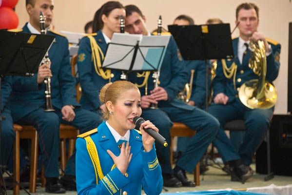 Военный оркестр МО РК дает благотворительные концерты   