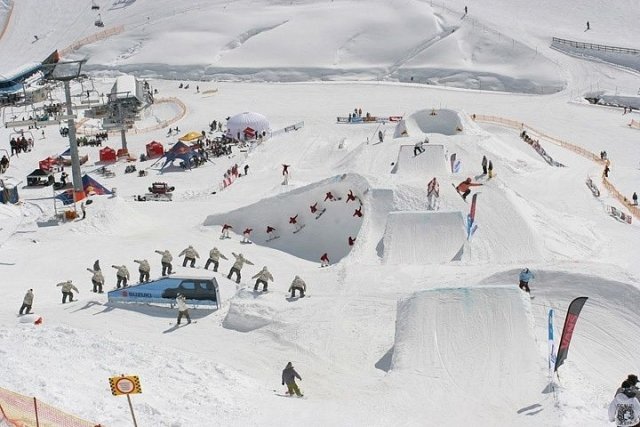 В ГЛЦ «Солнечная долина» откроют сноуборд-парк