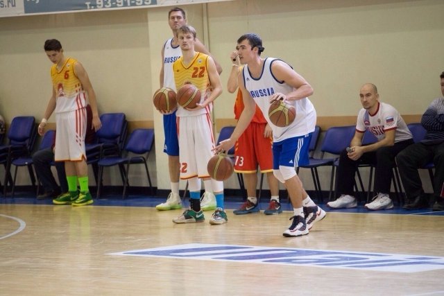 Звезды баскетбола проведут в Сургуте мастер-класс 