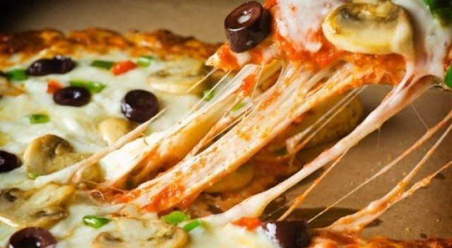 На Тополинке открылась пиццерия Sancho's pizza
