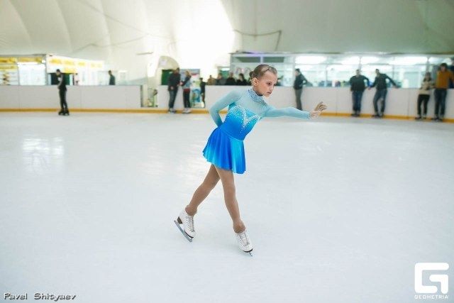 «Ледоград» готовит новогоднюю дискотеку на коньках