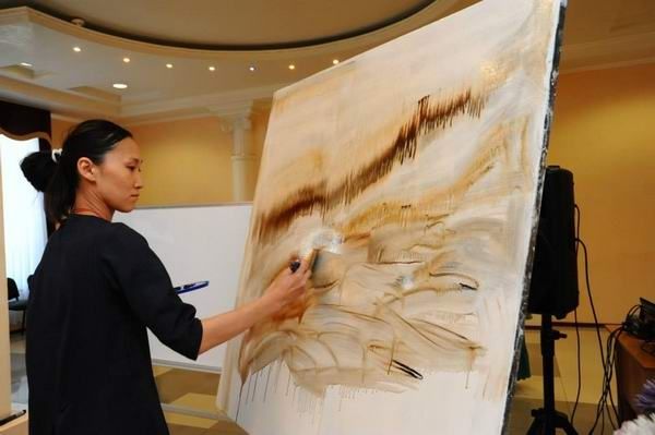 В музее изобразительного искусства открывается выставка алматинских художников.