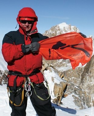 Александр, 35 лет, КМС, спасатель: "Люблю горы за яркие события, которые складываются из 