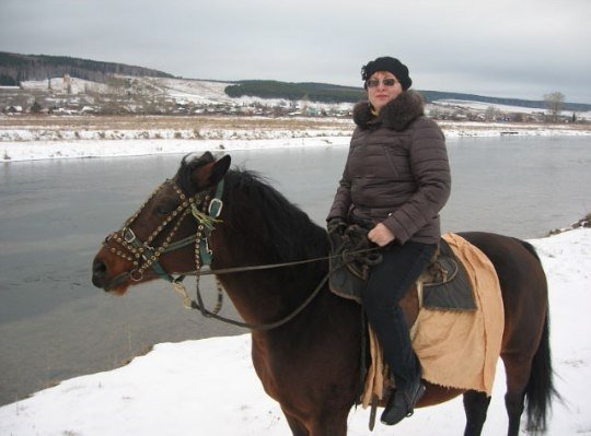 Татьяна Горелкина Чтобы согреться холодной зимой... Сяду я на коня! И галопом домой!!!