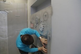 В Челябинске открылся аттракцион Lost Floor, по мотивам известной игры «выберись из комнаты»