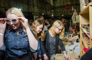 Sunday Up Market Ekaterinburg Shopping