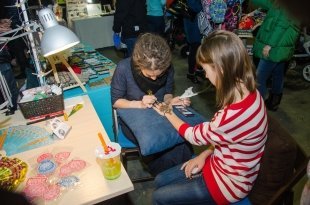Sunday Up Market Ekaterinburg Shopping
