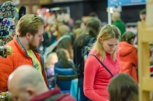 Sunday Up Market Ekaterinburg Shopping