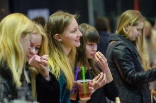 Sunday Up Market Ekaterinburg Shopping