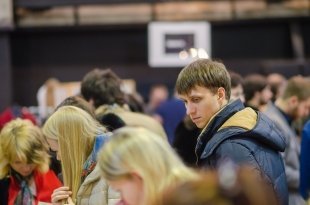 Sunday Up Market Ekaterinburg Shopping