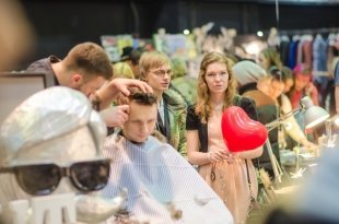 Sunday Up Market Ekaterinburg Shopping