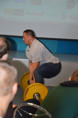 В Сургуте прошел семинар сильнейшего человека России - Михаила Кокляева