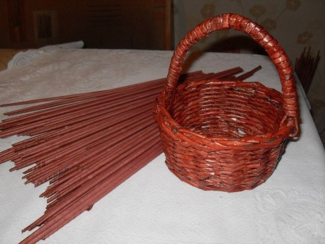 Тюменцев научат делать шкатулки из газет