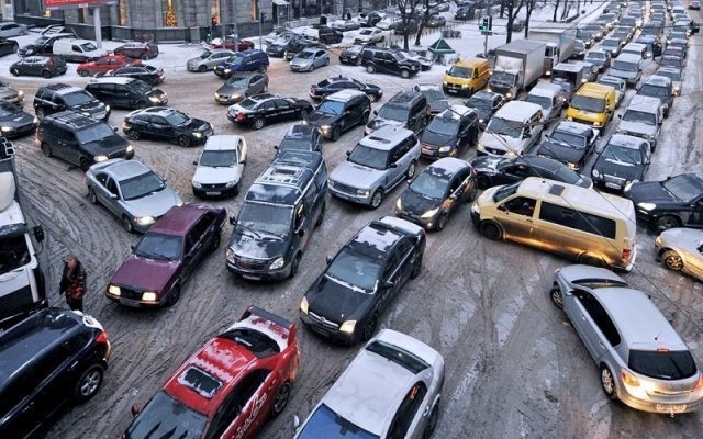 Омск стоит