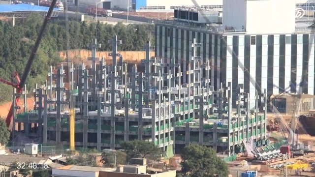 Видео дня: Китайские строители возвели 57-этажный небоскрёб за 19 дней