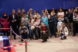 Автограф-сессия с Антоном Шипулиным