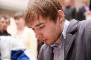 Автограф-сессия с Антоном Шипулиным