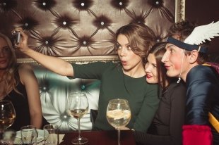 Фотоотчет празднования «1 апреля» в бар-клубе «Come in»