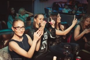 Фотоотчет празднования «1 апреля» в бар-клубе «Come in»