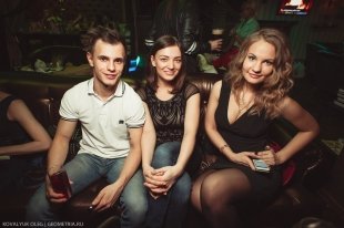 Фотоотчет празднования «1 апреля» в бар-клубе «Come in»