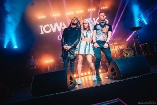 Концерт группы IOWA в Екатеринбурге
