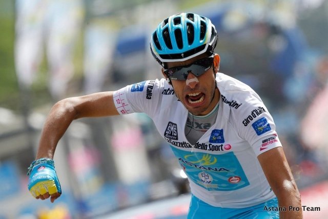 Фабио Ару приносит вело-Астане четвертую победу на этапах Джиро 2015