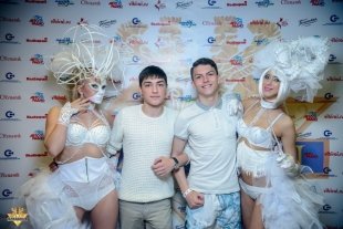  White Party в р/к Babylon