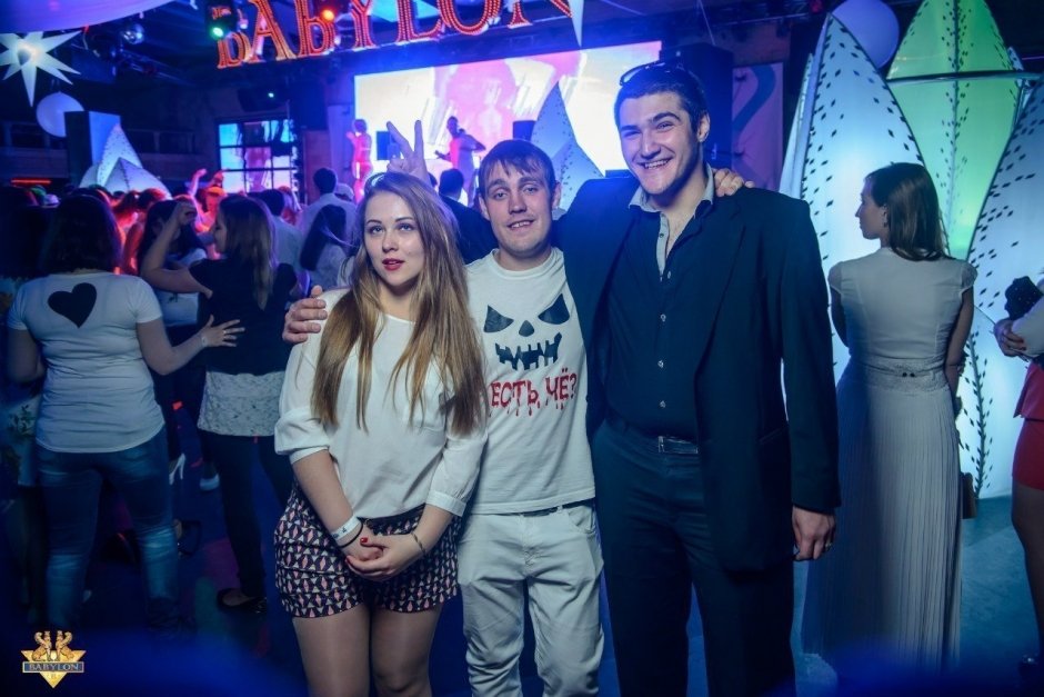  White Party в р/к Babylon