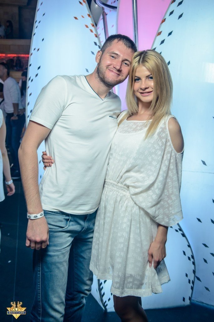  White Party в р/к Babylon