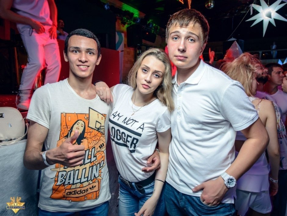  White Party в р/к Babylon